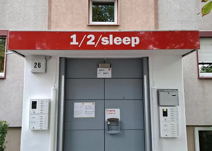 1, 2, Sleep Hostel Nuernberg Messe