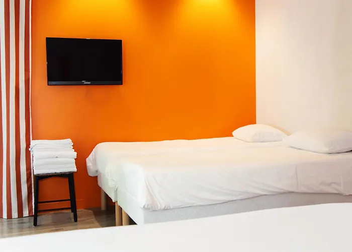 Demain Hotel