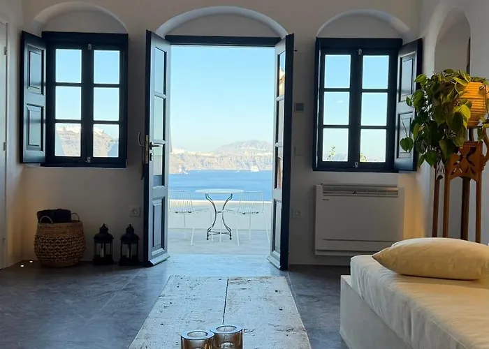 Chelidonia Luxury Suites