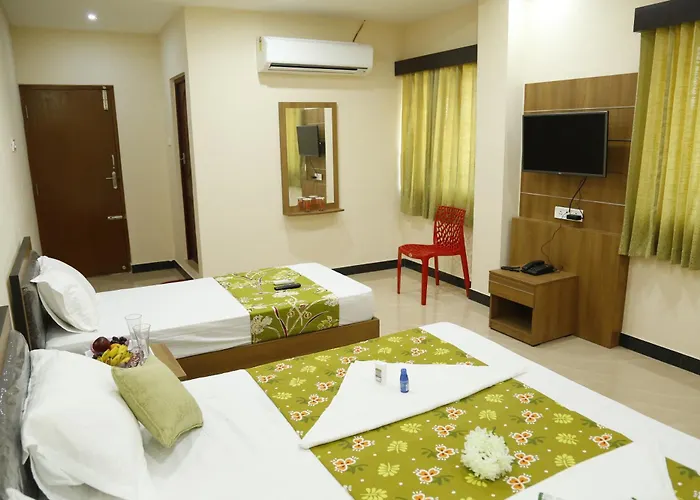 Hotel New Amirtham Inn