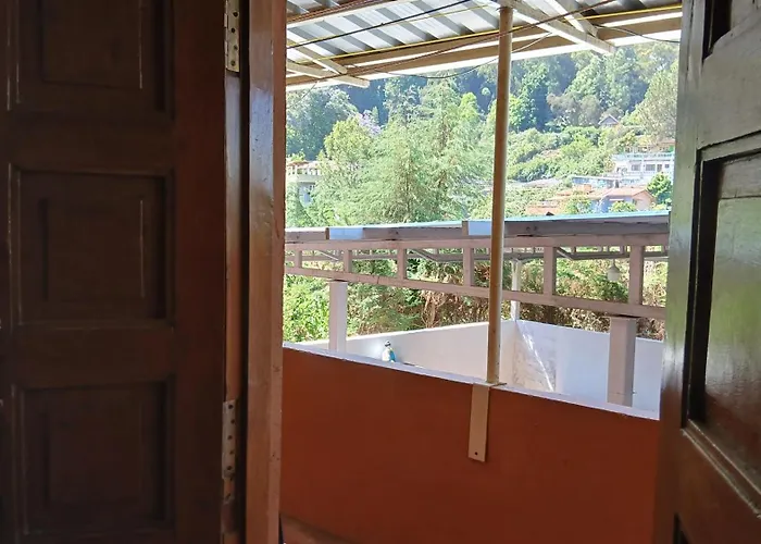 Satya Anand Pure Veg And Non Alcoholic Cottage