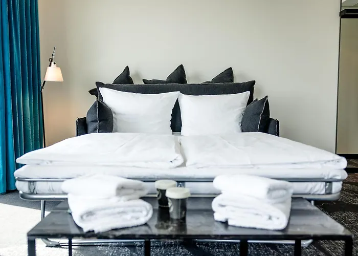 Motel One Frankfurt-Roemer