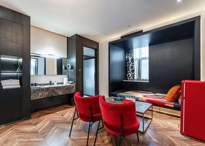 Heonic Art Residence & Suites丨 Signature Family Suites - Ultimate Gaming & Switch - Cat Cafe -Free Laundry Luggage Storage -24H Front Desk - English Service