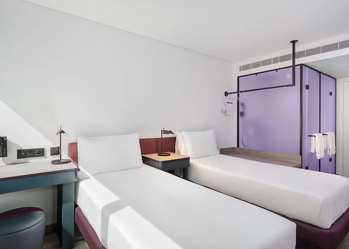 Yotel Porto