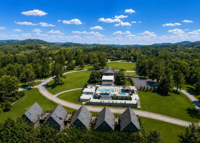 Skylaranna Resort & Spa