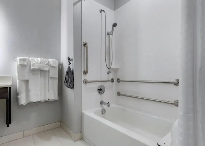 Comfort Suites Greenville Airport