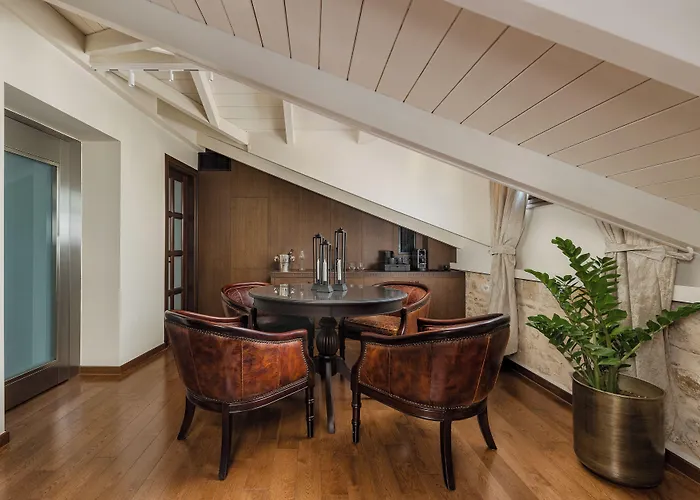 Stoes Boutique Hotel