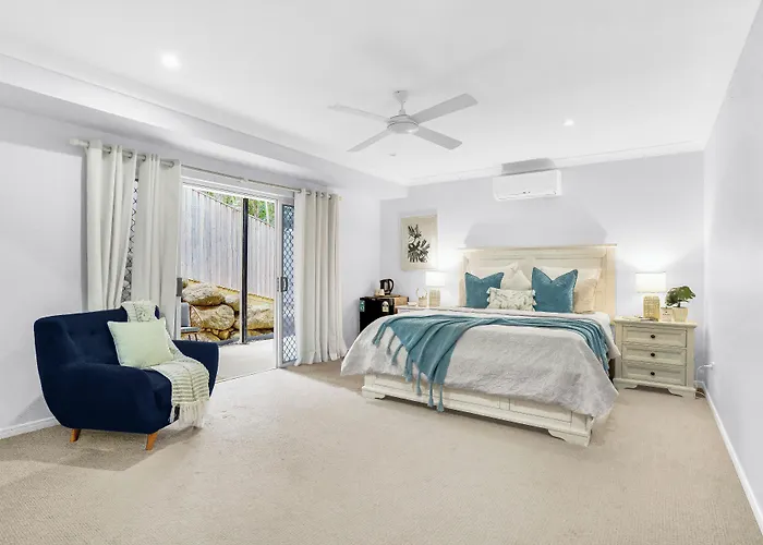 Palm Cove Studio Apartments