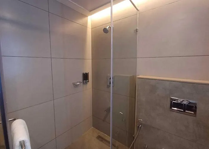 Hotel Raai Hosur