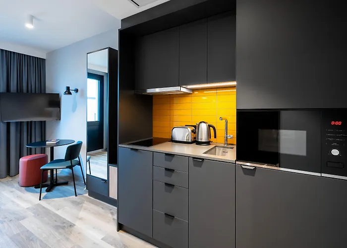 Staycity Aparthotels Frankfurt Airport