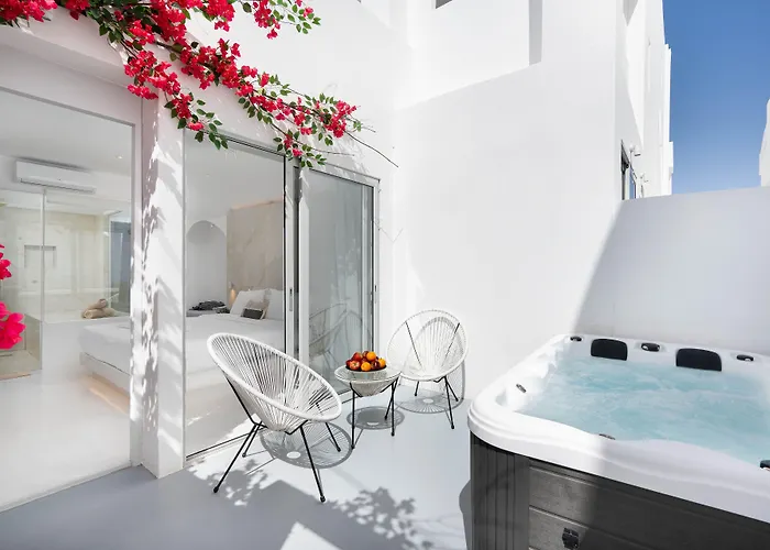 Cycladic Suites & Spa