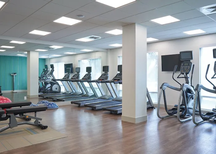 Holiday Inn Express Doral Miami By Ihg