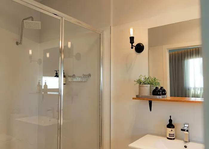 Bay Of Fires Holiday Suites - Town Centre