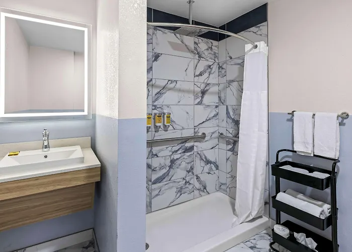 Best Western Buffalo Inn & Suites