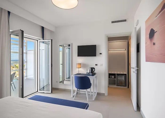 Seaside Hotel