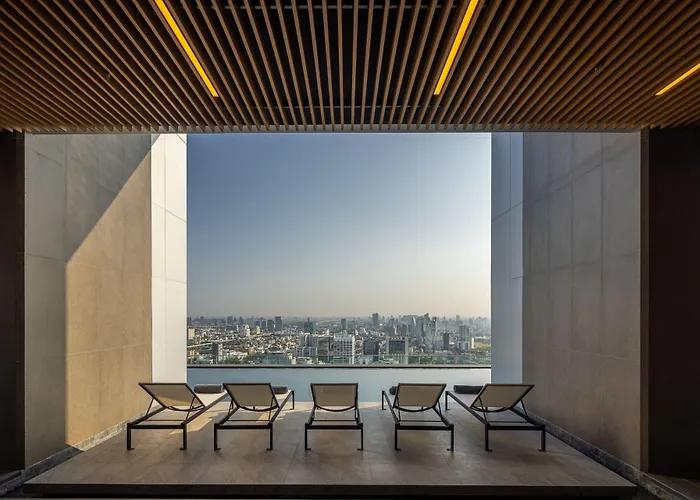 Eastin Grand Hotel Phayathai
