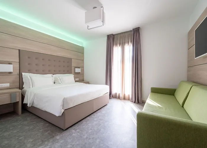 Hotel Trilago