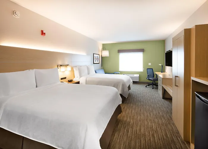 Holiday Inn Express & Suites Ft Myers Beach-Sanibel Gateway By Ihg