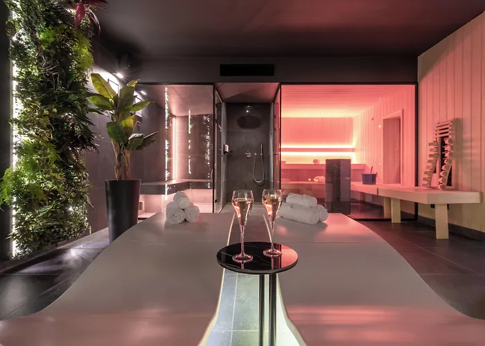 One Two Four - Hotel & Spa