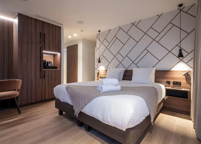 One Two Four - Hotel & Spa