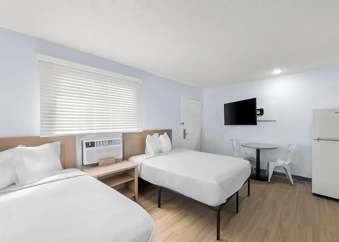 Birch Hill Suites Jackson