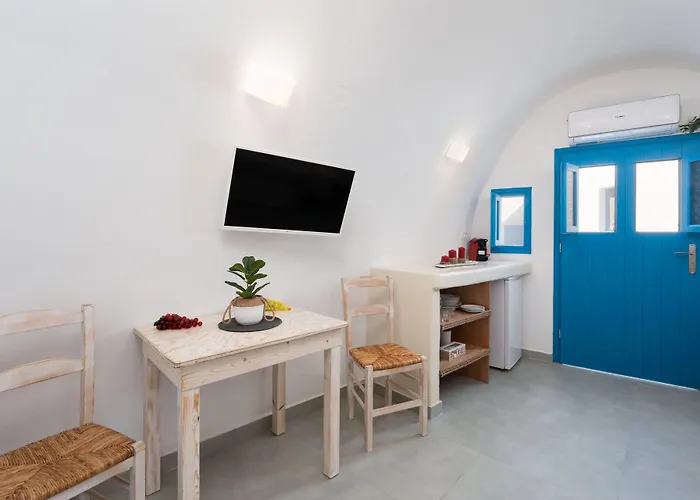 Santorita Suites