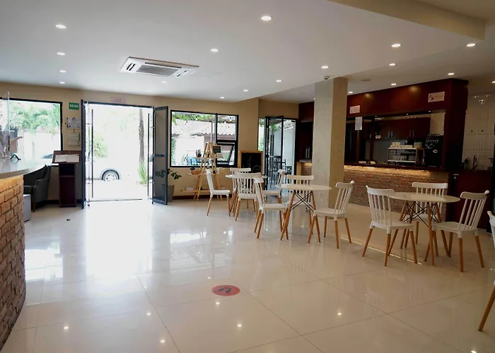 Chairu Eco Hotel