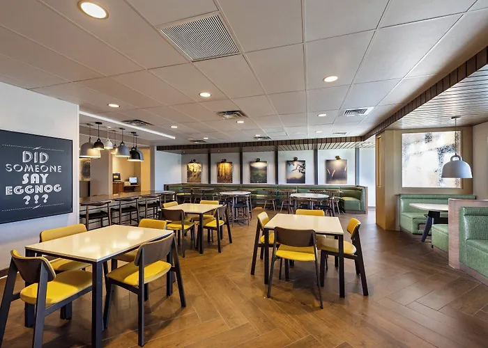 Fairfield Inn & Suites By Marriott Phoenix West/Tolleson
