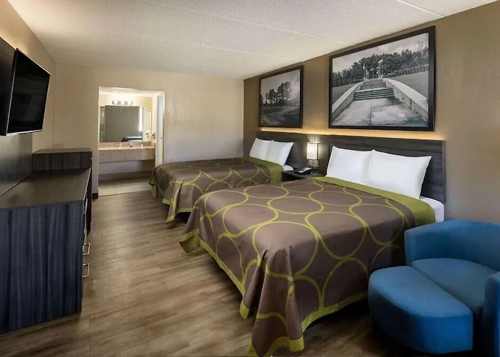 Super 8 By Wyndham Mcdonough Ga