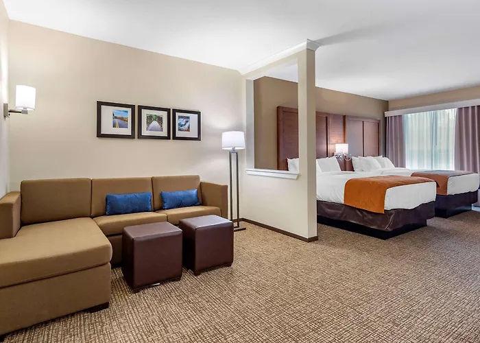 Comfort Suites Newnan