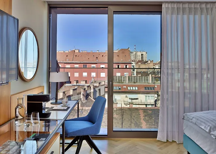 Est Grand Hotel Savoy