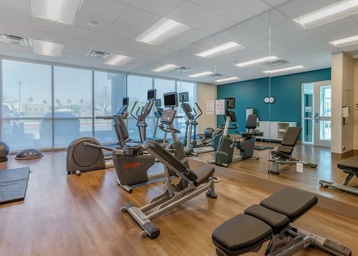 Holiday Inn Express & Suites - Phoenix Dwtn - State Capitol By Ihg