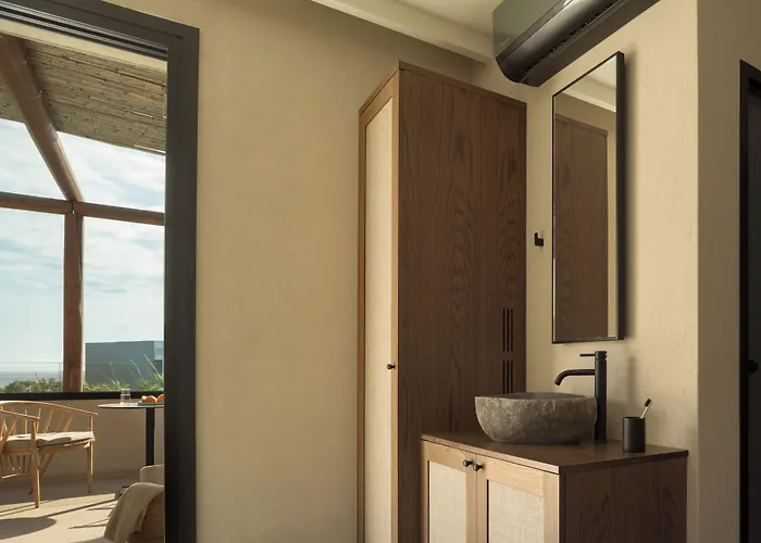 Kymani Boutique Hotel & Suites