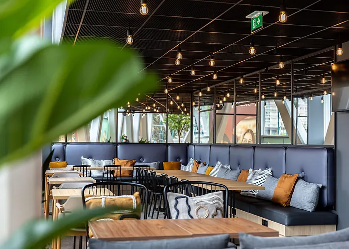 Best Western M-Treize Paris Asnieres