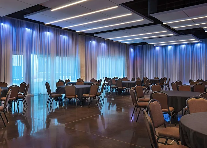 Aloft By Marriott Omaha West