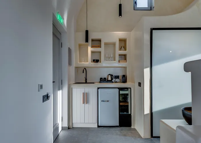 Elements Cozy Suites Pyrgos