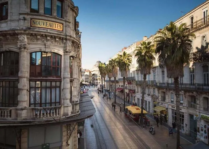 Hôtel Royal - Centre Comédie