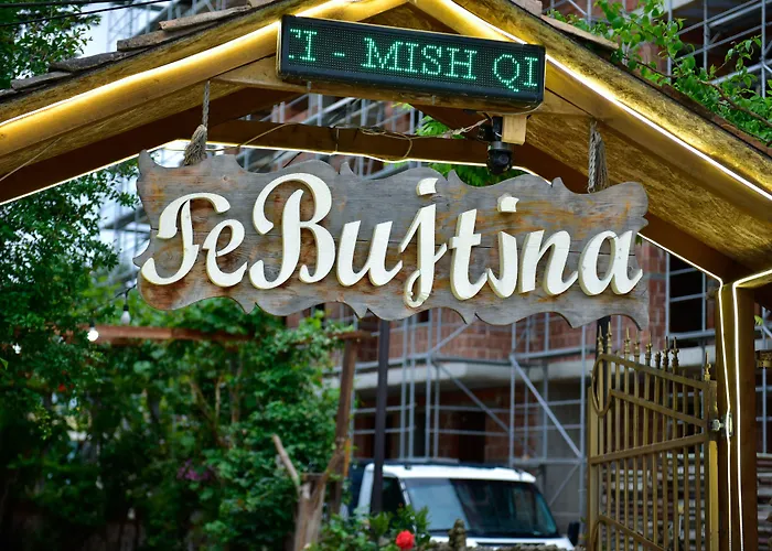 Te Bujtina Hotel- Cozy Stay With Traditional Breakfast Near Beach