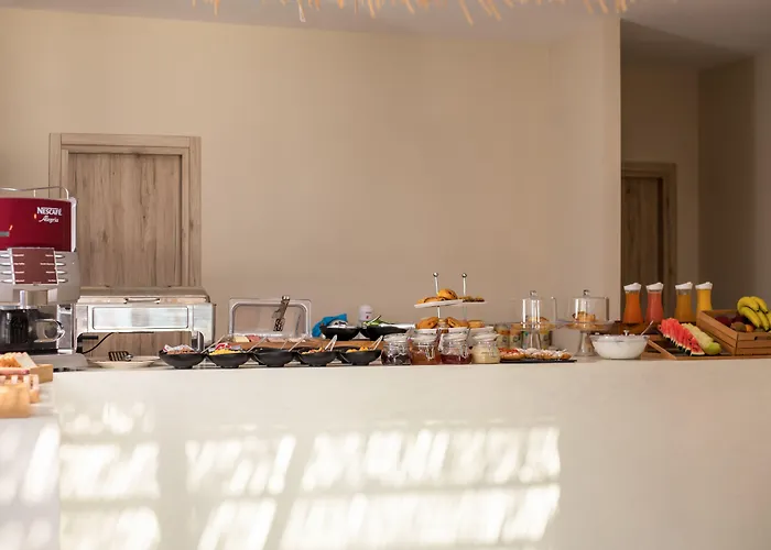 Atma Beach Rooms & Suites