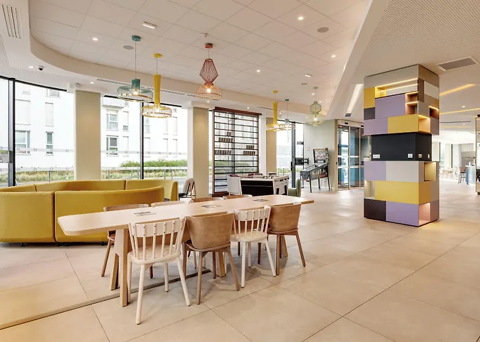 B&B HOTEL Lille Lillenium Eurasanté