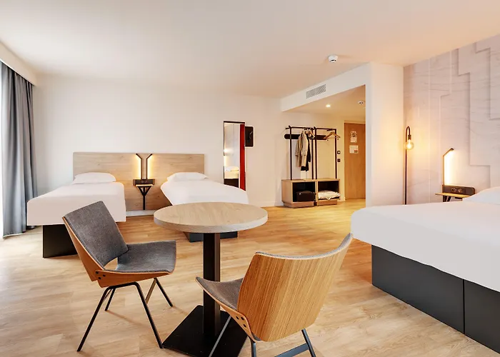 B&B HOTEL Lille Lillenium Eurasanté