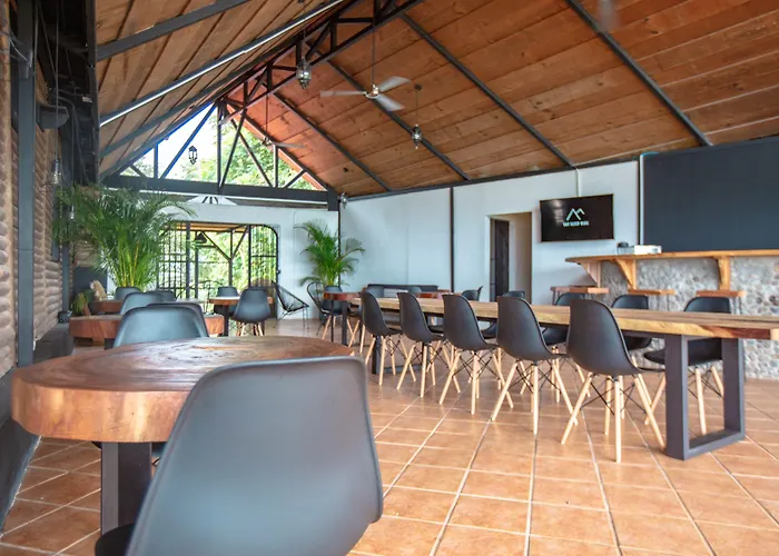 Buen Camino Hotel, San Mateo