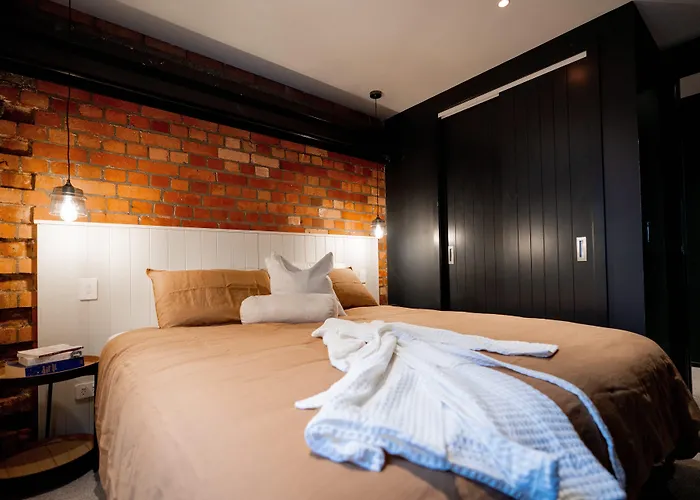 The Cobbler Hotel