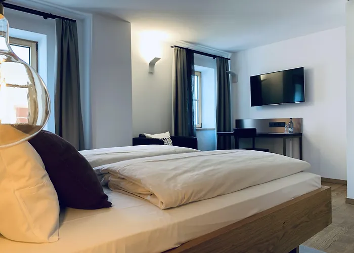 Stadthotel Kachelofen
