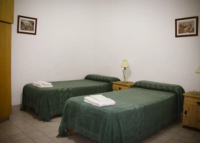 Hotel Menossi
