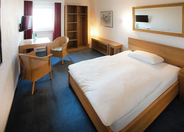 Elan Hotel