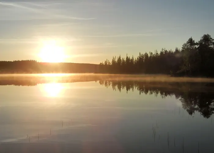 Isokenkaeisten Klubi - Wilderness Lodge