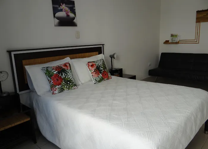 Hotel Meson De Las Flores