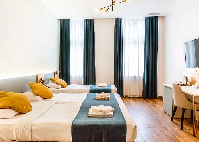 Casa Chitic Hotels