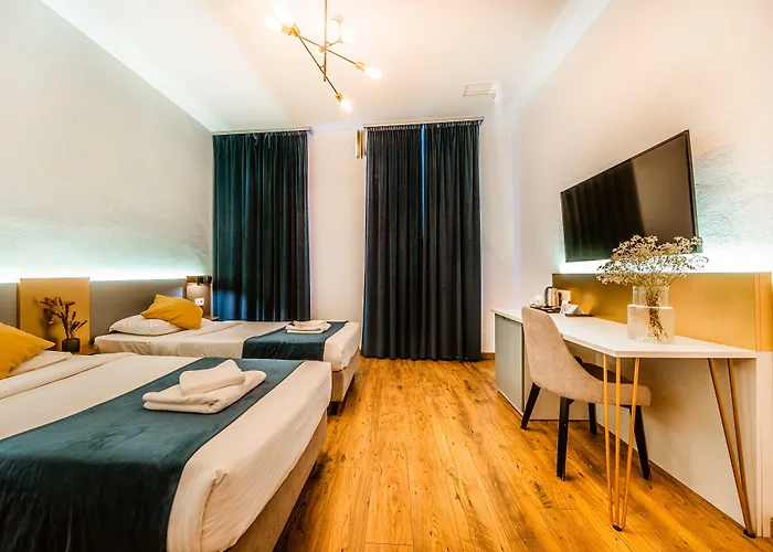 Casa Chitic Hotels